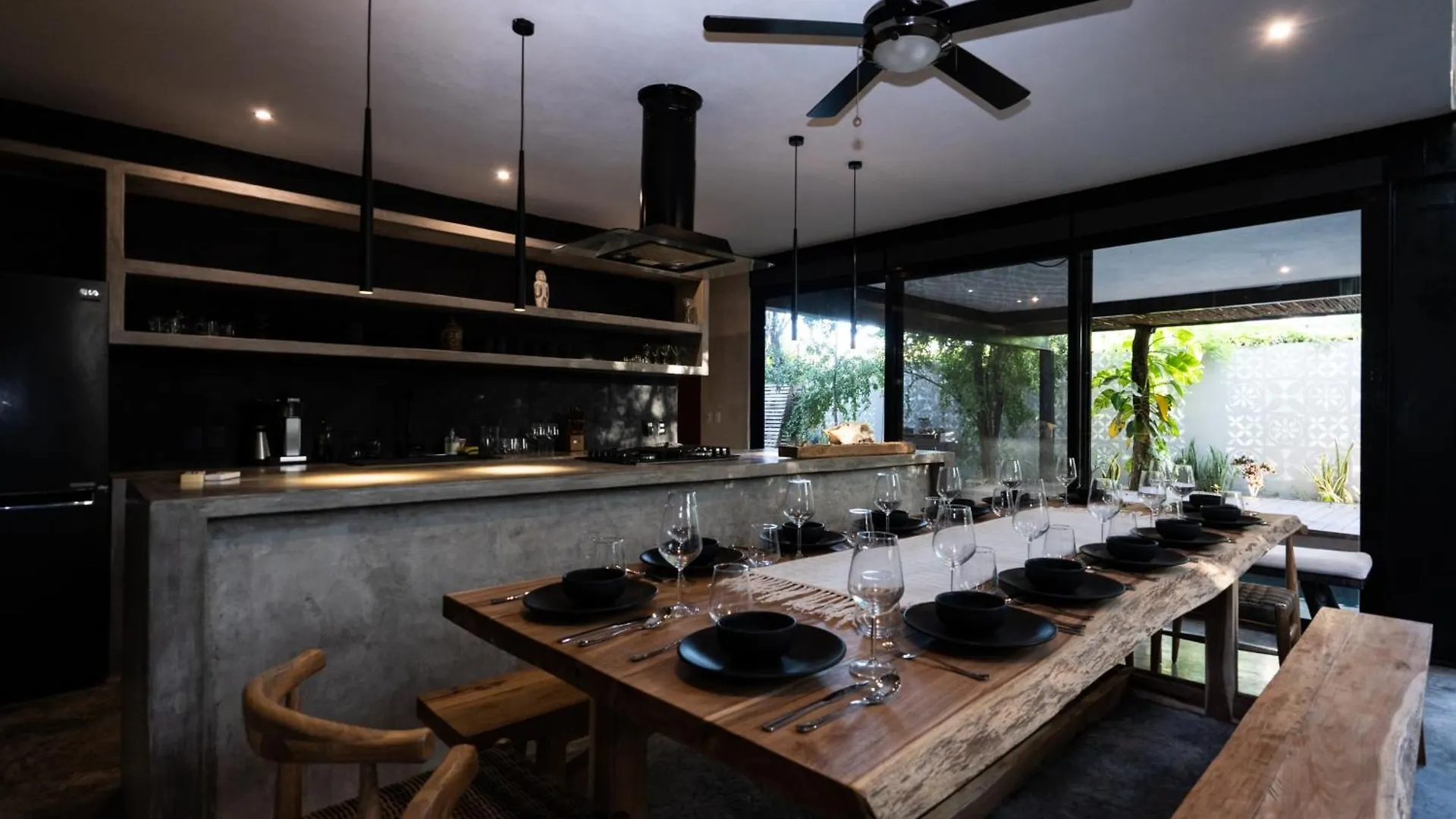 Luxury Villa Close To The Beach - Concierge! Tulum Mexico